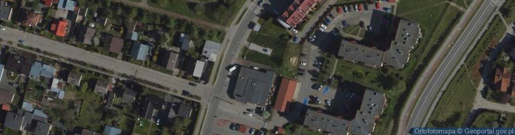 Zdjęcie satelitarne Paczkomat InPost TCZ12M
