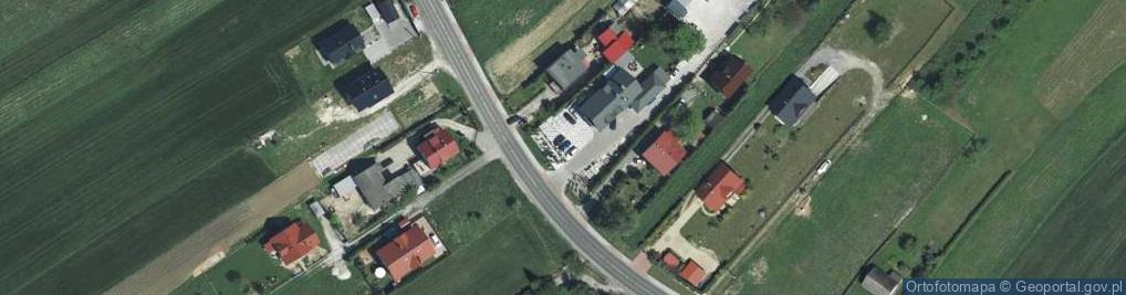 Zdjęcie satelitarne Paczkomat InPost TJN01M