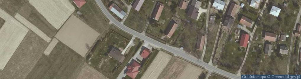 Zdjęcie satelitarne Paczkomat InPost TNO03M