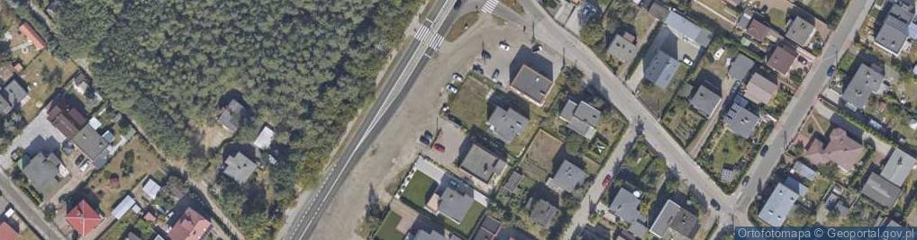 Zdjęcie satelitarne Paczkomat InPost TOR11N