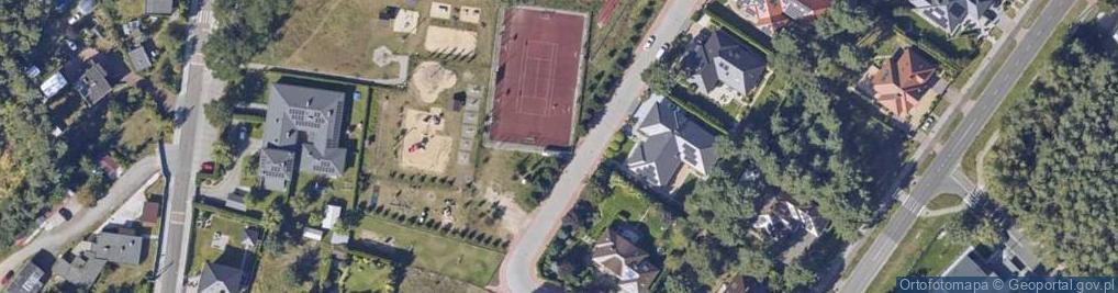 Zdjęcie satelitarne Paczkomat InPost TOR63M