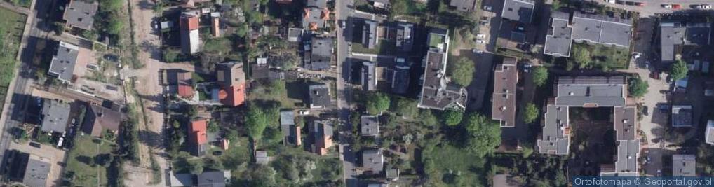 Zdjęcie satelitarne Paczkomat InPost TOR72M