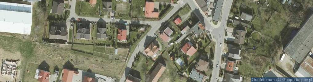 Zdjęcie satelitarne Paczkomat InPost TRN04M
