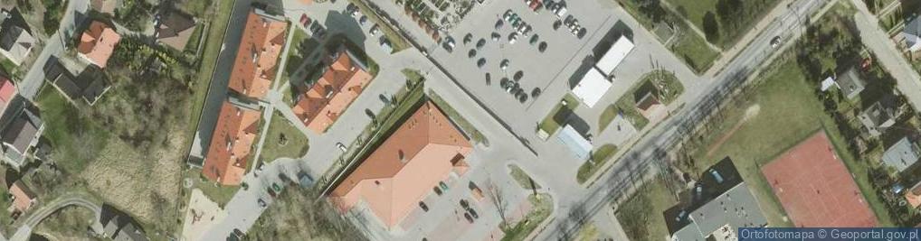 Zdjęcie satelitarne Paczkomat InPost TRN06M