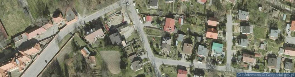Zdjęcie satelitarne Paczkomat InPost TRN07M