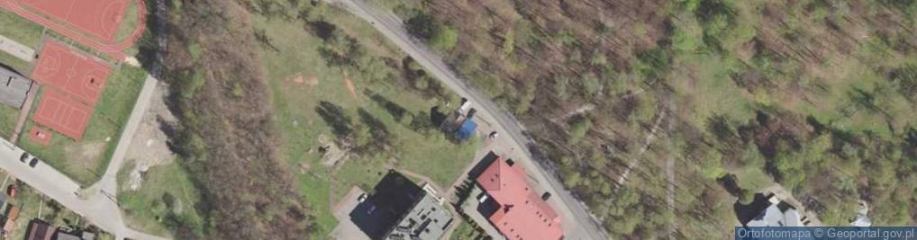Zdjęcie satelitarne Paczkomat InPost TRZ05M