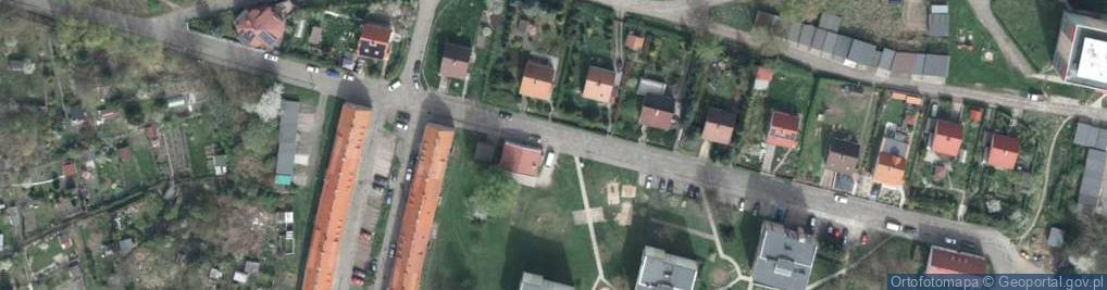 Zdjęcie satelitarne Paczkomat InPost WAL01W