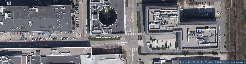 Zdjęcie satelitarne Paczkomat InPost WAW122M