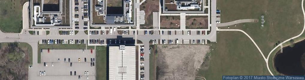 Zdjęcie satelitarne Paczkomat InPost WAW136A