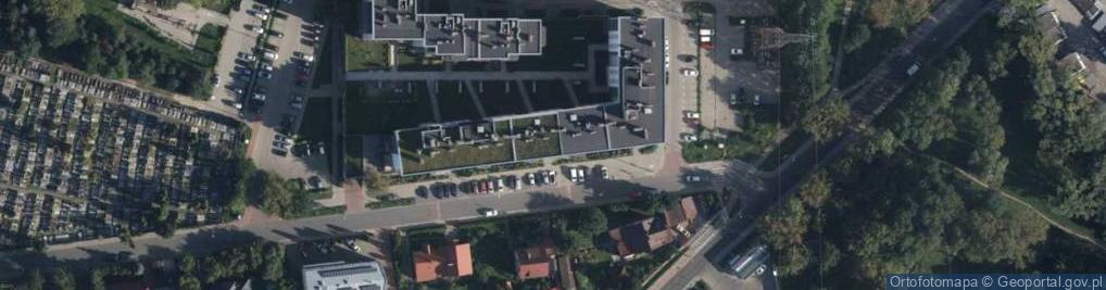 Zdjęcie satelitarne Paczkomat InPost WAW136H