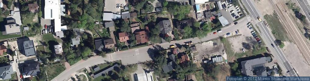 Zdjęcie satelitarne Paczkomat InPost WAW31B