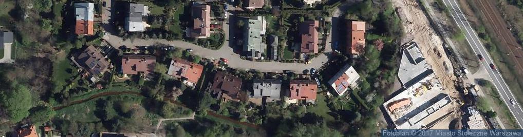 Zdjęcie satelitarne Paczkomat InPost WAW510M