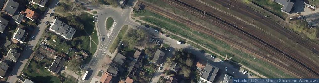 Zdjęcie satelitarne Paczkomat InPost WAW542M