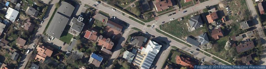 Zdjęcie satelitarne Paczkomat InPost WAW649M