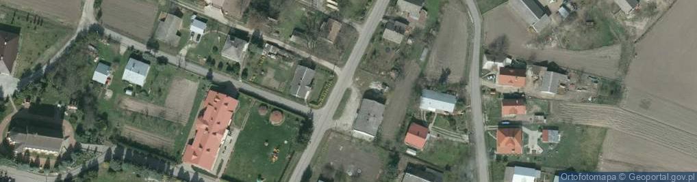 Zdjęcie satelitarne Paczkomat InPost WYT01M