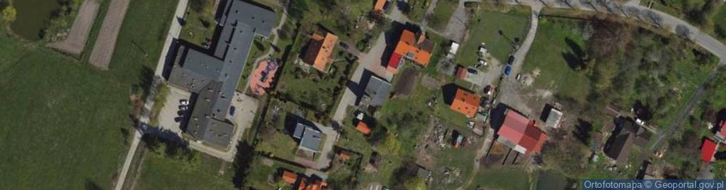Zdjęcie satelitarne Paczkomat InPost XEE01M