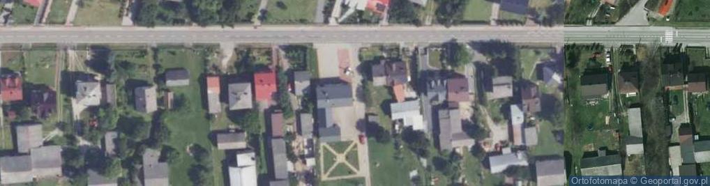 Zdjęcie satelitarne Paczkomat InPost XOO01M