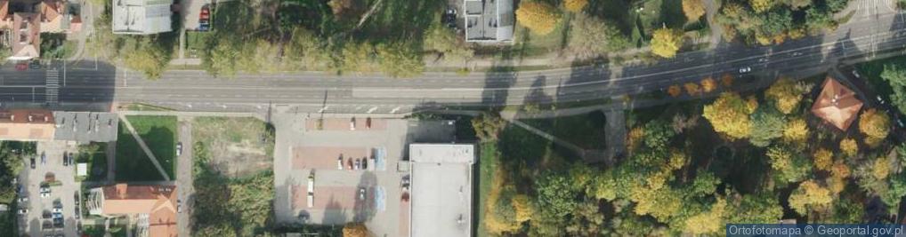 Zdjęcie satelitarne Paczkomat InPost ZAB04M