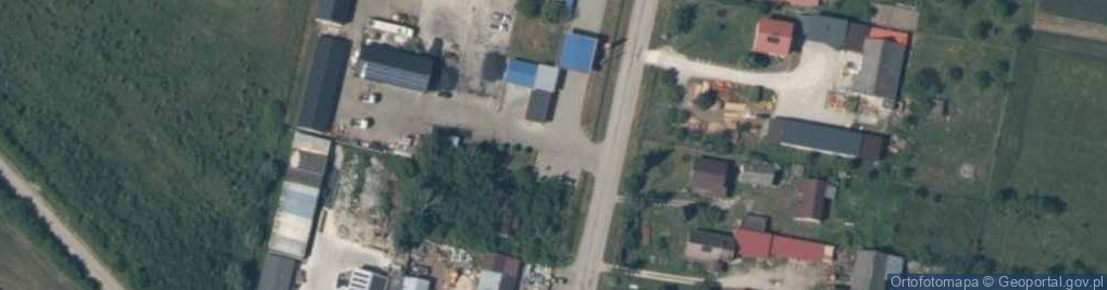 Zdjęcie satelitarne Paczkomat InPost ZBOR01M