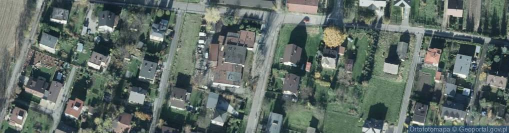 Zdjęcie satelitarne Paczkomat InPost ZEY02M