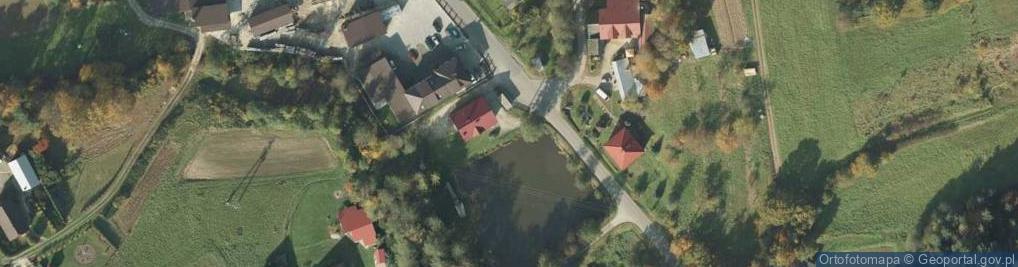 Zdjęcie satelitarne Paczkomat InPost ZURW01M