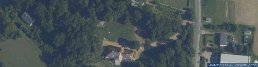 Zdjęcie satelitarne Dwór Woronieckich