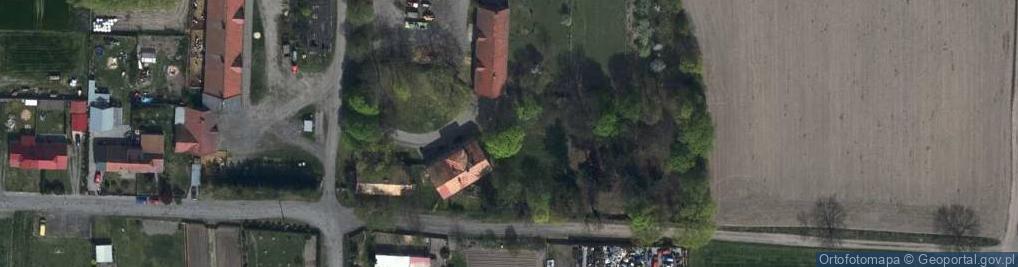 Zdjęcie satelitarne Dwór z 2 poł. XIX w.