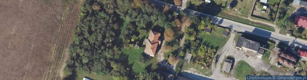 Zdjęcie satelitarne Dwór z 2 poł. XIX w