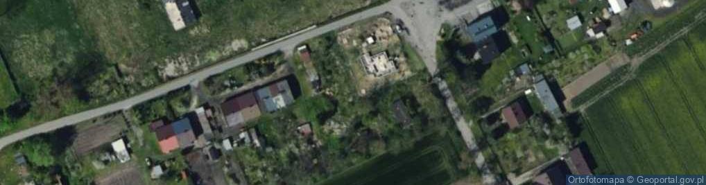 Zdjęcie satelitarne Pałac z 1 poł. XIX w.