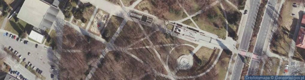 Zdjęcie satelitarne Park Jedności Polonii z Macierzą