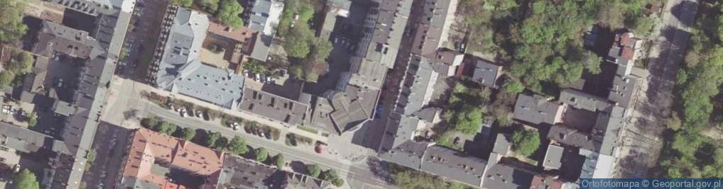 Zdjęcie satelitarne Parking dla niepełnosprawnych