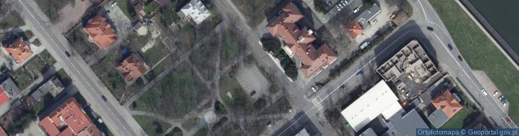 Zdjęcie satelitarne Parking