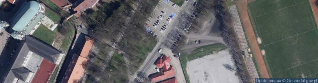 Zdjęcie satelitarne Parkomat B33