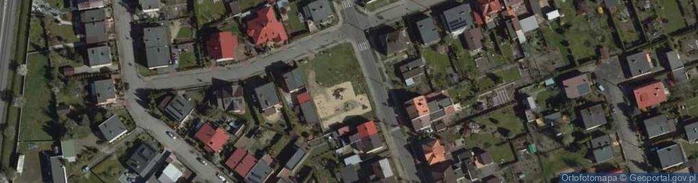 Zdjęcie satelitarne Plac zabaw, Ogródek
