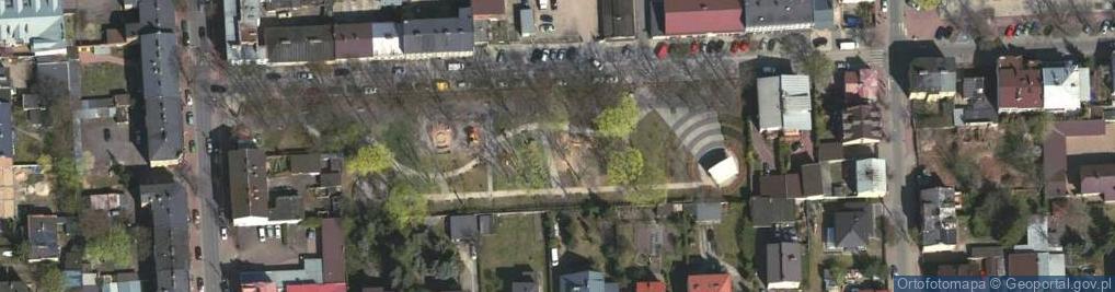 Zdjęcie satelitarne Plac zabaw, Ogródek