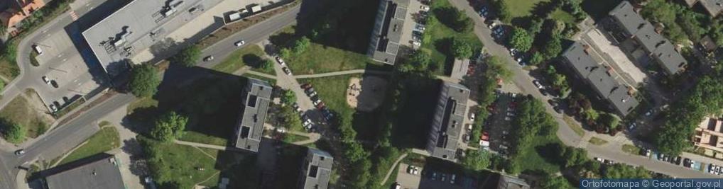 Zdjęcie satelitarne Plac zabaw, Ogródek