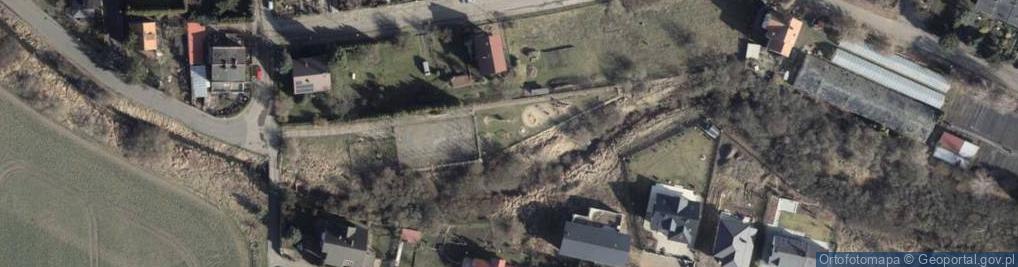 Zdjęcie satelitarne Plac zabaw, Ogródek