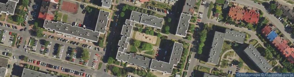 Zdjęcie satelitarne Plac zabaw, Ogródek