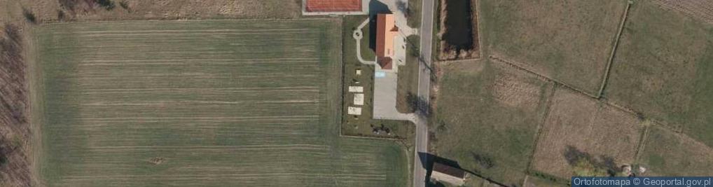 Zdjęcie satelitarne Plac zabaw, Ogródek