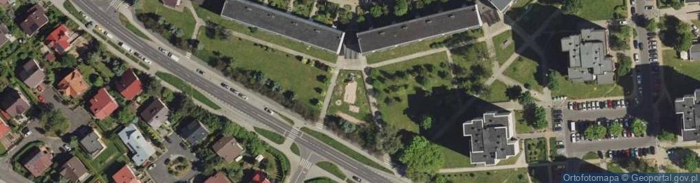 Zdjęcie satelitarne Plac zabaw, Ogródek