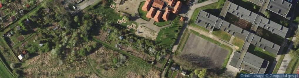 Zdjęcie satelitarne Plac zabaw, Ogródek