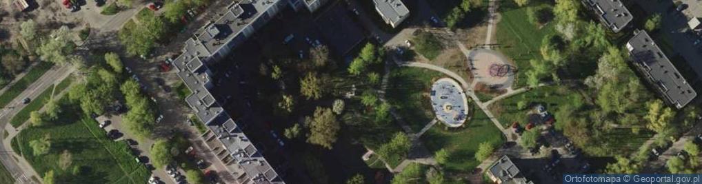 Zdjęcie satelitarne Plac zabaw, Ogródek
