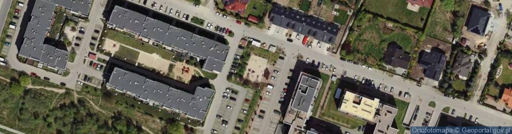 Zdjęcie satelitarne Plac zabaw, Ogródek