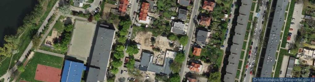 Zdjęcie satelitarne Plac zabaw, Ogródek