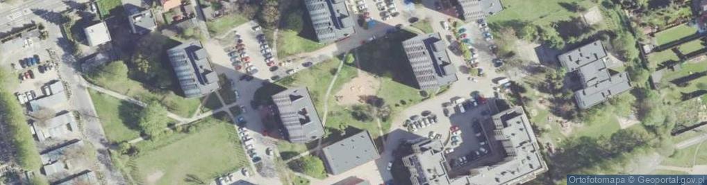 Zdjęcie satelitarne Plac zabaw, Ogródek