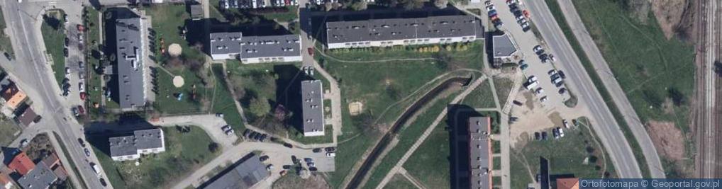 Zdjęcie satelitarne Plac zabaw, Ogródek