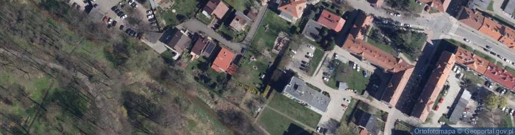Zdjęcie satelitarne Plac zabaw, Ogródek