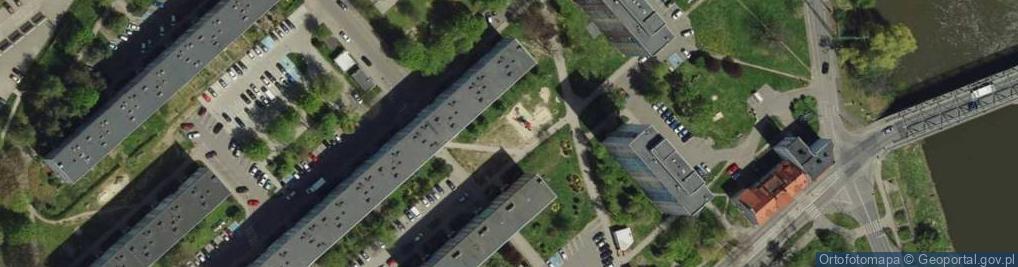 Zdjęcie satelitarne Plac zabaw, Ogródek