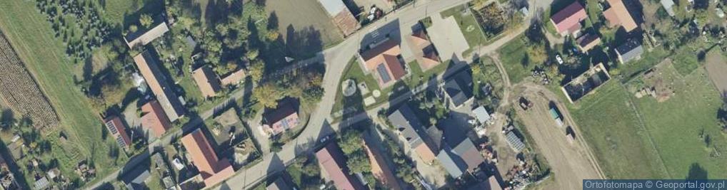 Zdjęcie satelitarne Plac zabaw, Ogródek