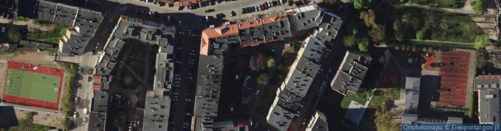 Zdjęcie satelitarne Plac zabaw, Ogródek
